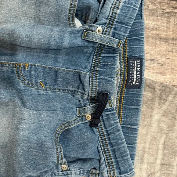 Cat & Jack boys Denim Jeans in Blue and Gray - Picture 3 of 4